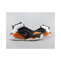 Кроссовки Nike Jordan Mars 270 'shattered Backboard' черно-белые с ораньжевым